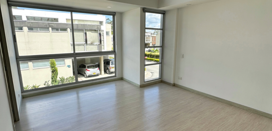 Casa de dos niveles Llanogrande