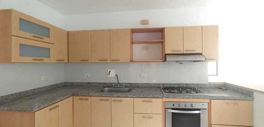 Casa cerca al centro comercial Viva