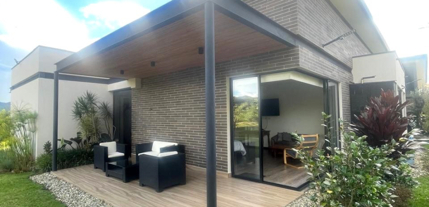 Hermosa casa campestre