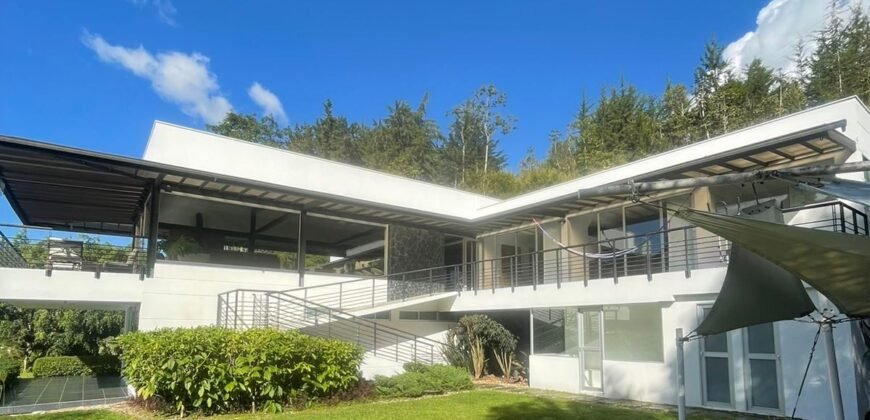 Casa campestre en Llanogrande