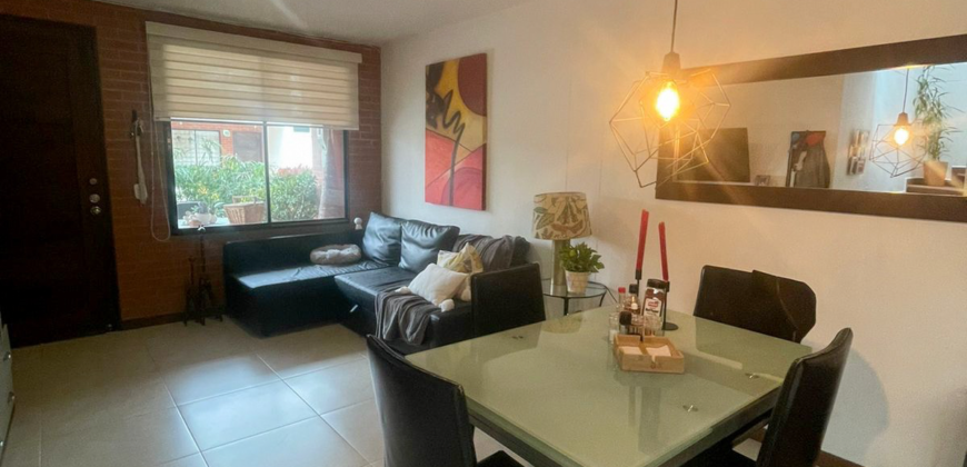 Casa cerca al centro comercial Viva