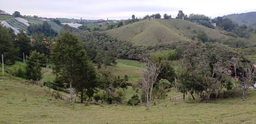 Vía Marinilla-El Peñol
